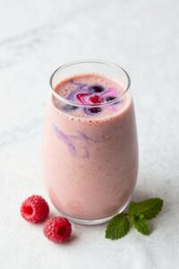 berry yogurt smoothie recipe