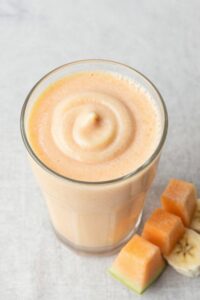 cantaloupe and banana smoothie
