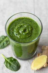 healthy green smoothie blend