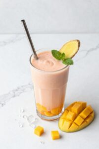 mango and ginger smoothie