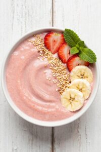 nutritious strawberry banana smoothie