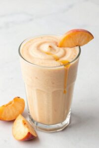 peach smoothie with honey